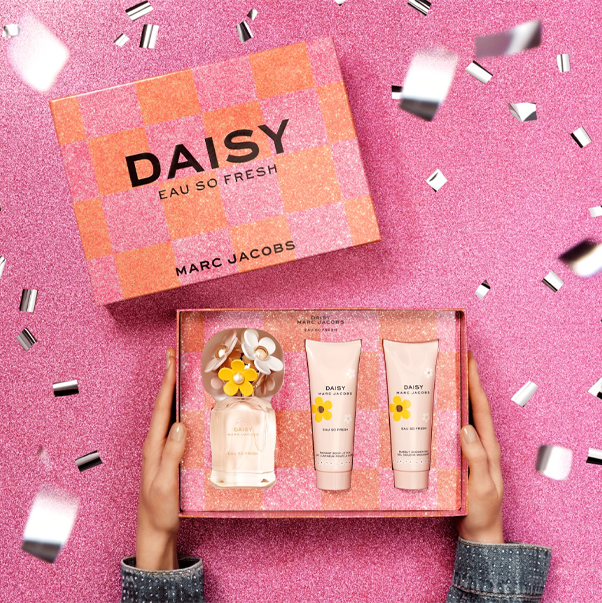 DAISY FRESH Набор (Туалетная вода 75 мл + лосьон для тела 75 мл + гель для душа 75 мл)